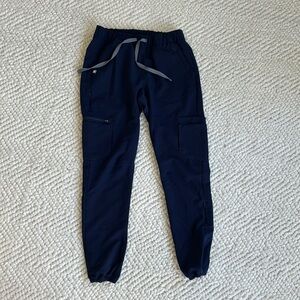Figs navy jogger scrub pants. EUC, worn a few times. Size XS